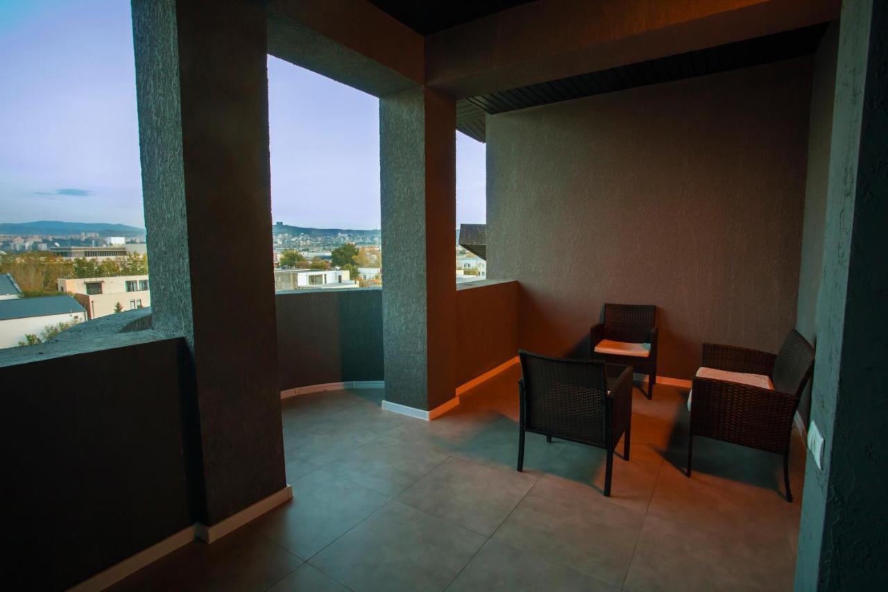 Apart Hotel West Tbilisi Exterior photo