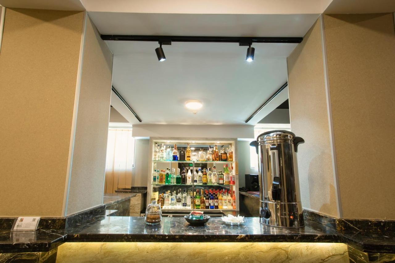 Apart Hotel West Tbilisi Exterior photo
