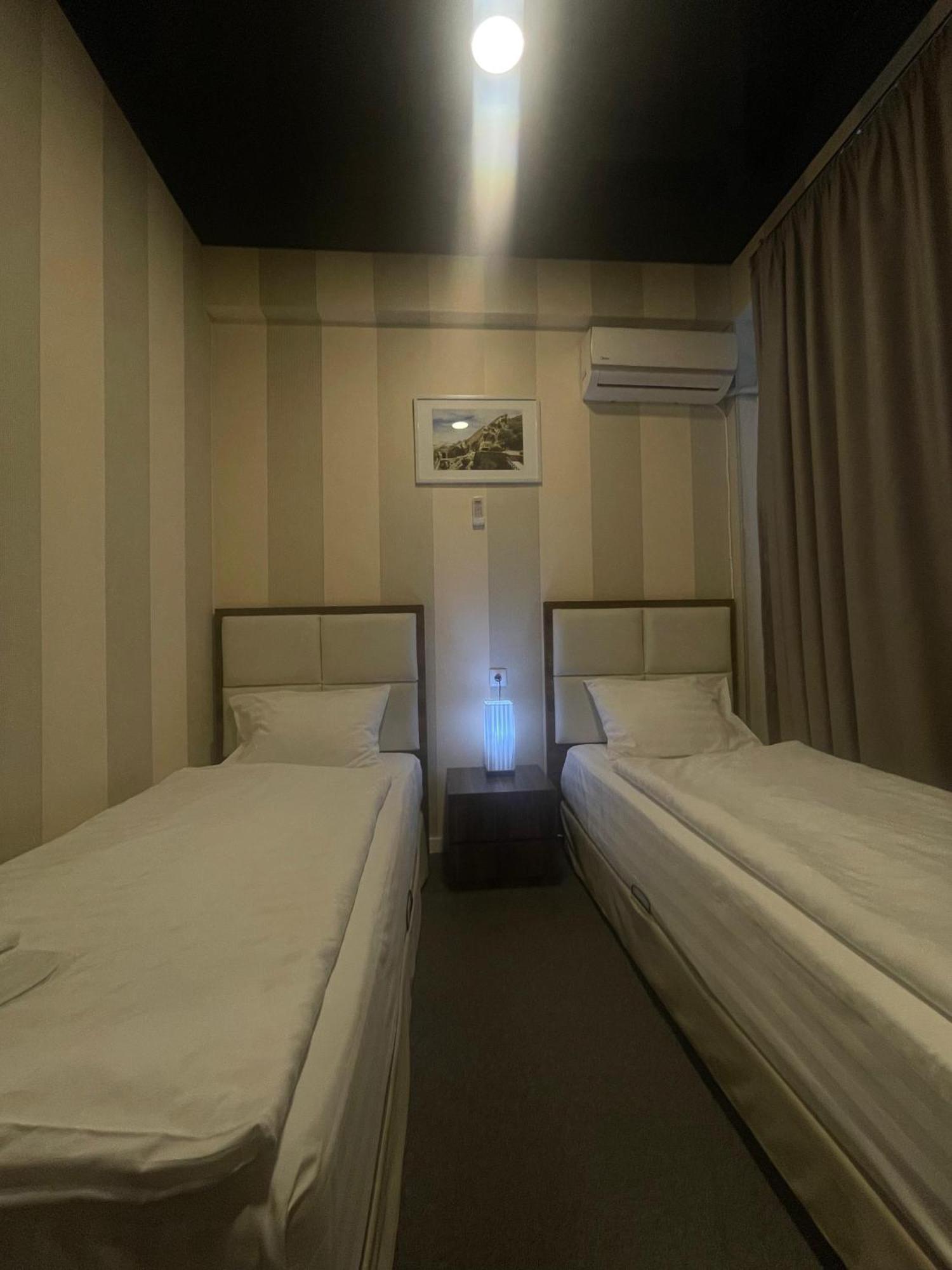 Apart Hotel West Tbilisi Exterior photo