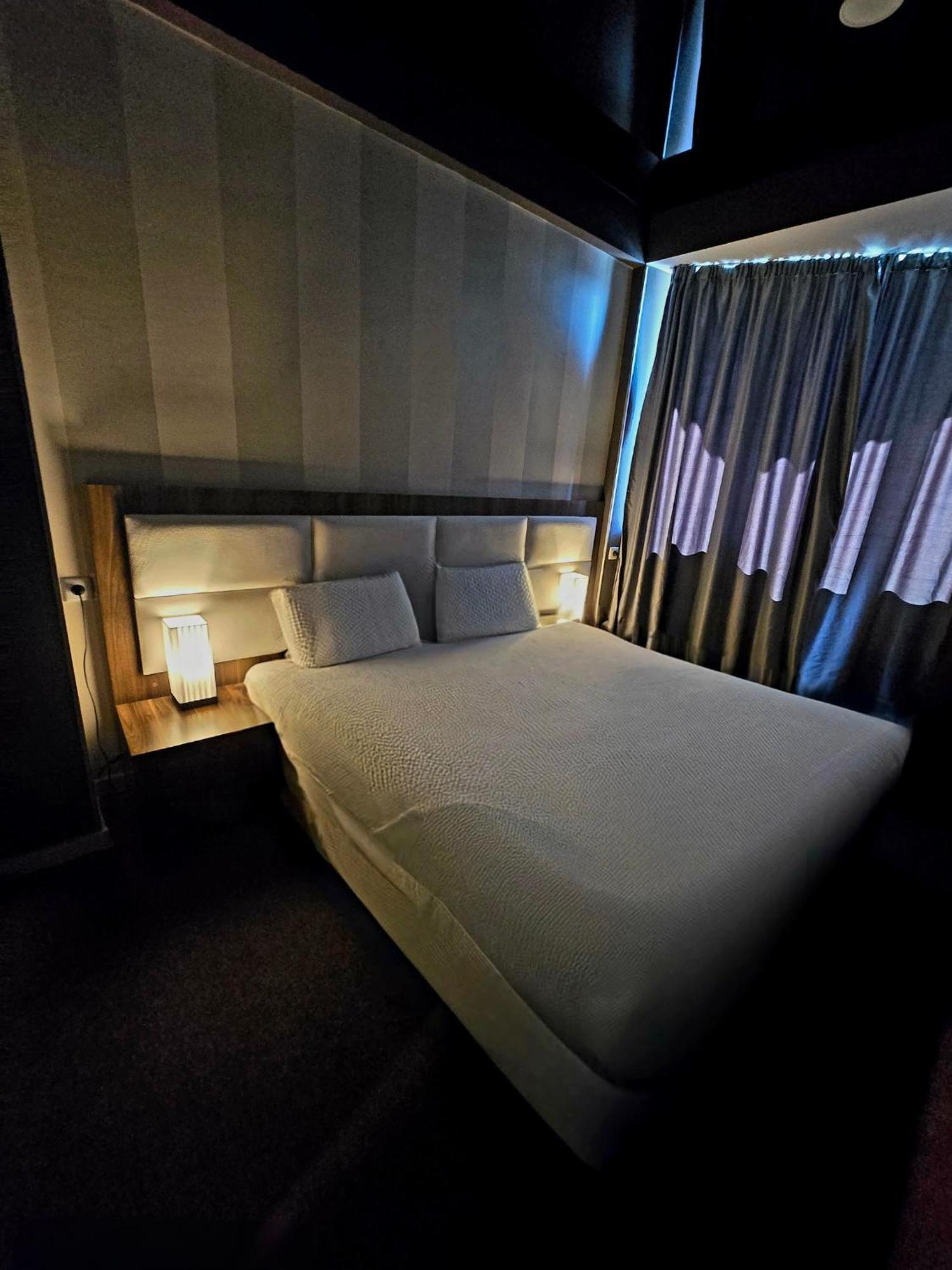Apart Hotel West Tbilisi Exterior photo